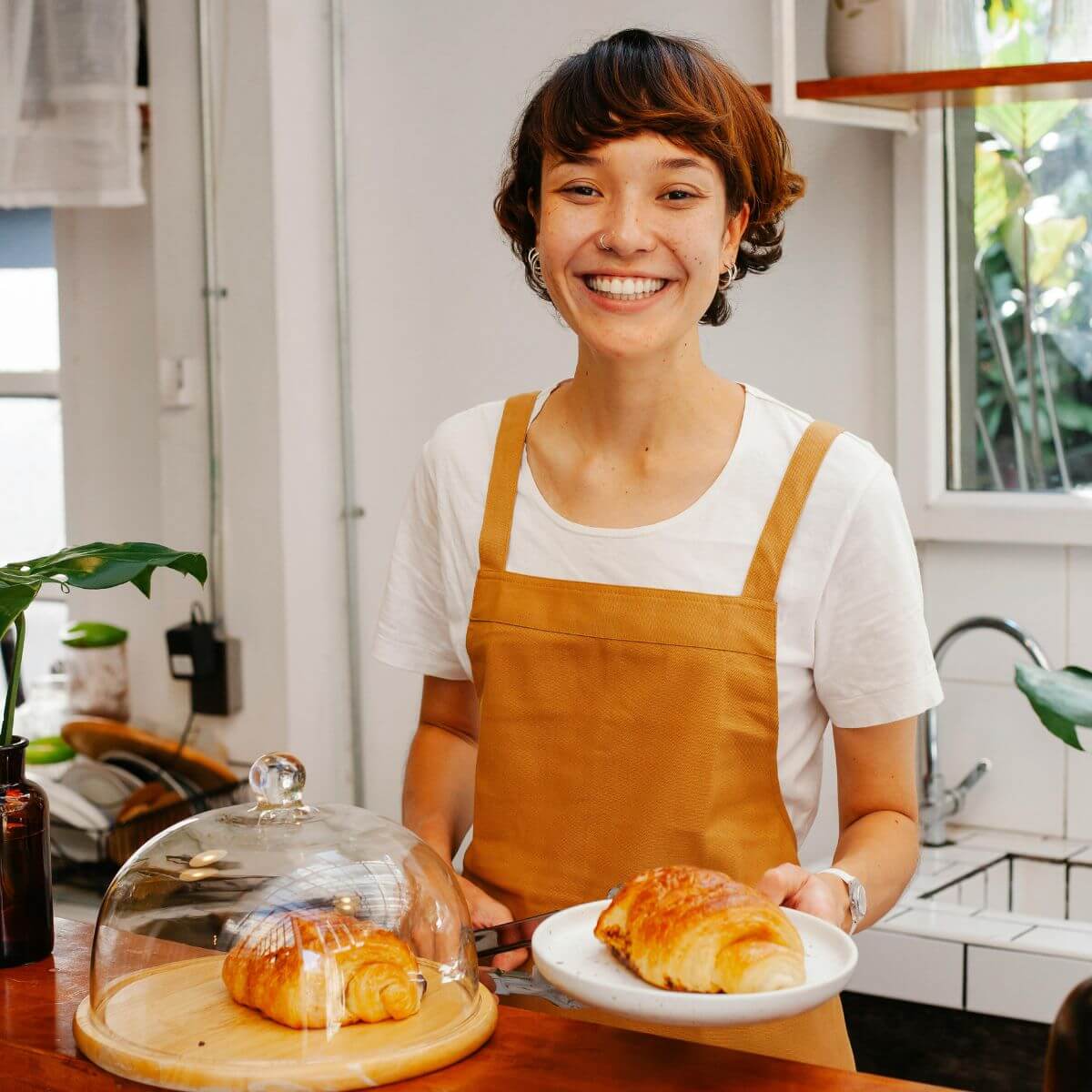 bakery.woman