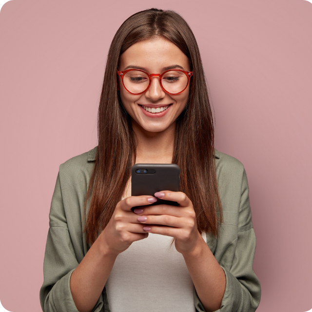 woman-phone-glasses-rounded-corners